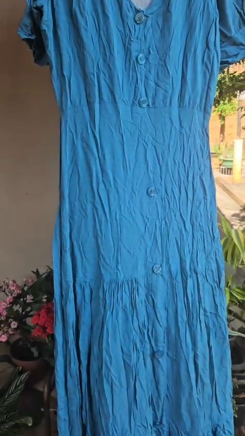 Vestido Longo Azul Turquesa Liso com Botões