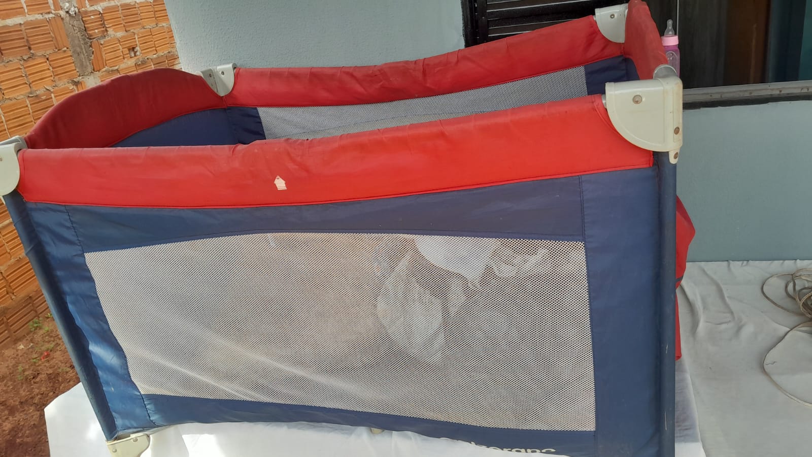 Berço/Cercadinho de Viagem Infantil Vermelho e Azul